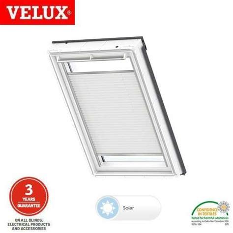 Velux Fml Sk06 1016 Pleated Blind 114cm X 118cm White Roofing Superstore®