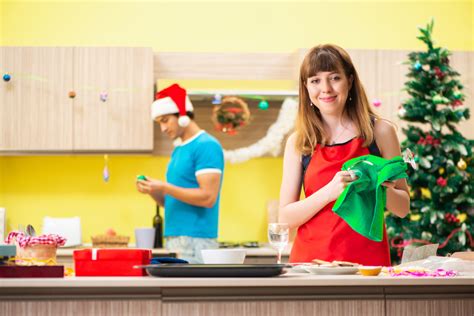 Be Prepared For Christmas And Post Christmas Home Cleaning