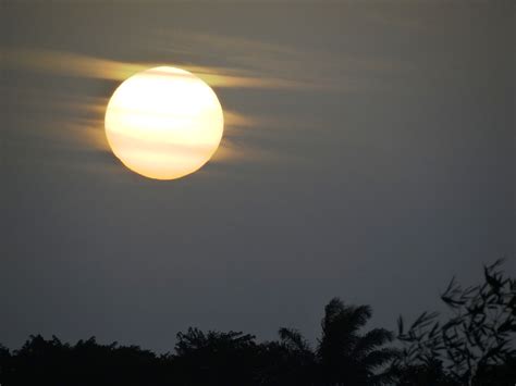 Fotos Gratis Ligero Nube Cielo Amanecer Puesta De Sol Noche Luz