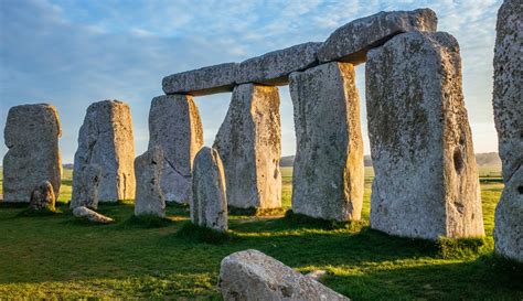 Coach Hire Transport To The UK S World Heritage Site Stonehenge MET