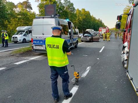 Powa Ny Wypadek Na Dk W Kobi Rze W R D Rannych Letnie Dziecko Foto