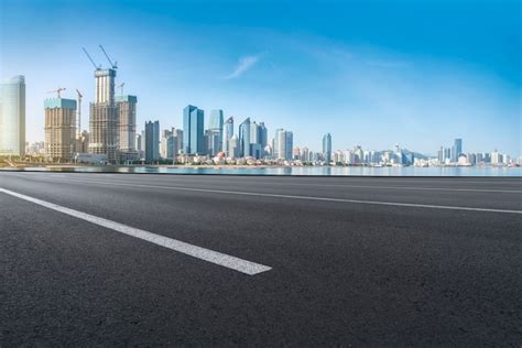 Premium Photo | The skyline of the urban skyline of qingdao expressway