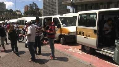 SP2 Motoristas de vans escolares fazem outra manifestação em São