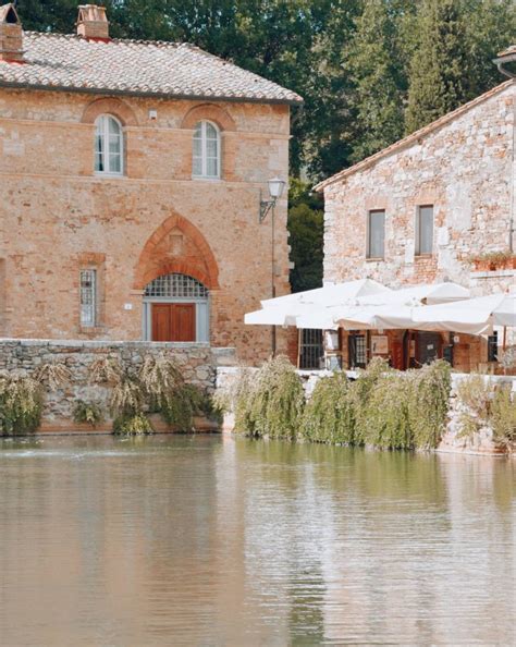 Bagno Vignoni Cosa Vedere E Cosa Fare In Questo Splendido Borgo In Val