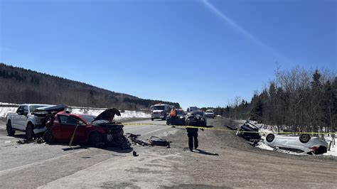 Une Collision Fait Une Bless E Grave Sur La Route Radio Canada