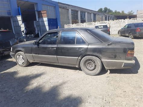 Продам мерс 124 дизель: 899 $ - Mercedes-Benz Чернівці на Olx