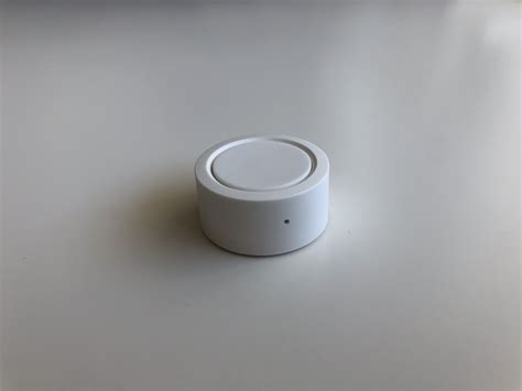 Zigbee кнопка Konke