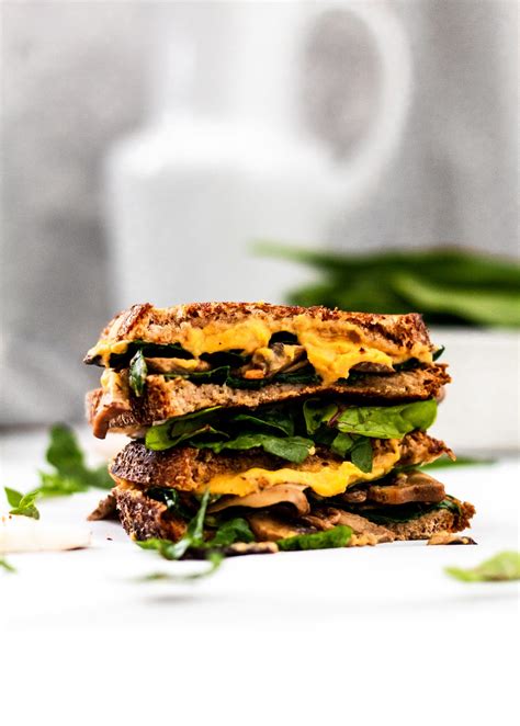 Vegan Mushroom and Spinach Grilled Cheese Sandwich – Plantiful Emma