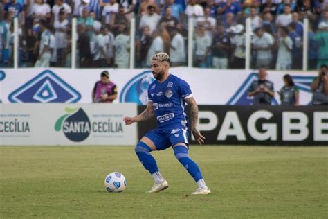 Treze negocia Dione campeão paraibano pelo Campinense como