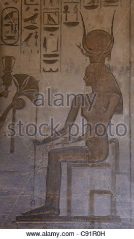 Egyptian Hieroglyph Depicting The Ankh Temple Of Horus In Edu Egypt