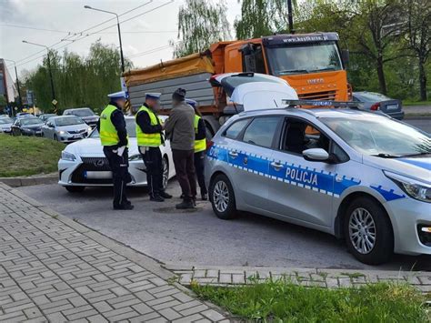 S D Do Ywotnio Zakaza Mu Kierowania Pojazdami Nic Sobie Z Tego Nie