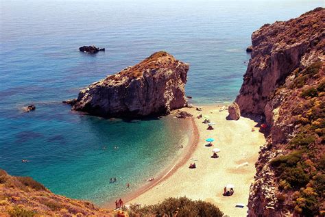 Citera La Isla Griega Donde La Historia Se Encuentra Con La Belleza