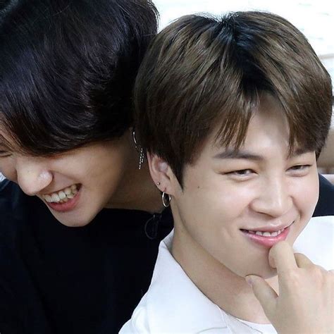 Pin De Alanna Em Jikook