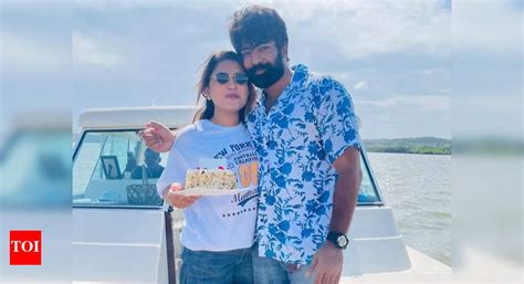 television actress shabana shajahan wishes husband aryan