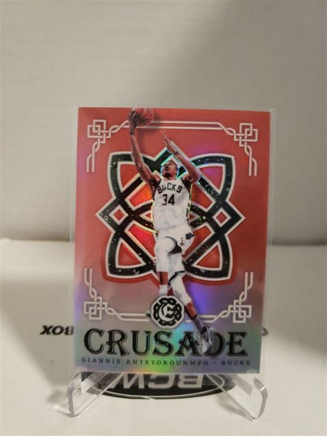 Panini Excalibur Crusade Red Giannis Antetokounmpo