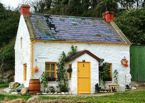 Nettlecottage Inch Island Donegal Ireland Cottage Exterior