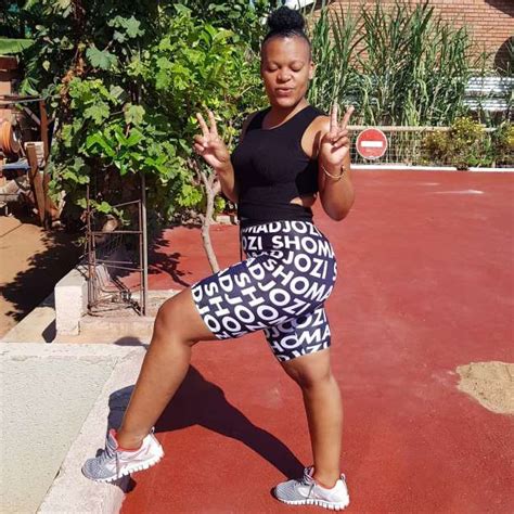 Zodwa Wabantu Celebrates New Car By Showing Off Her Punani (Video)