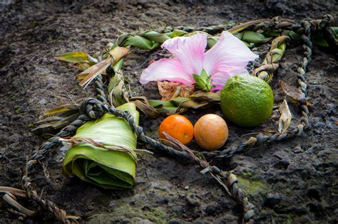 Honoring Pele | How Hawaiians Honor Pele