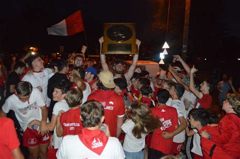 EN IMAGES Langon champion de France revivez le retour des joueurs à