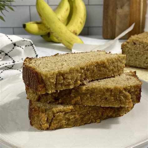 Best Keto Banana Bread Recipe Ever - With Real Fruit Added | Hip2Keto