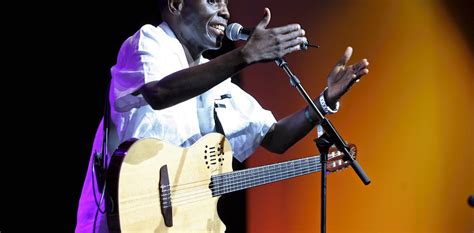 Tribute to Oliver Mtukudzi – Zimbabwe’s ‘man with the talking guitar’