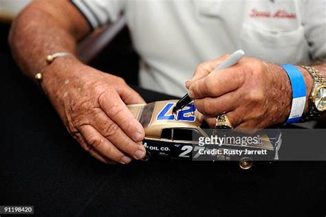 Donnie Allison Nascar Photos And Premium High Res Pictures Getty Images