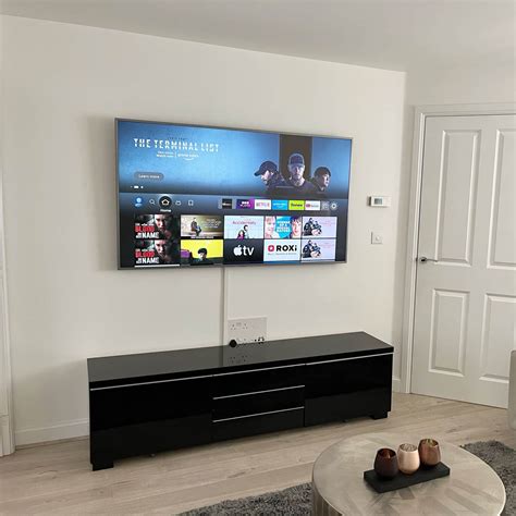 TV wall mounting service near me | TV wall mount installation London