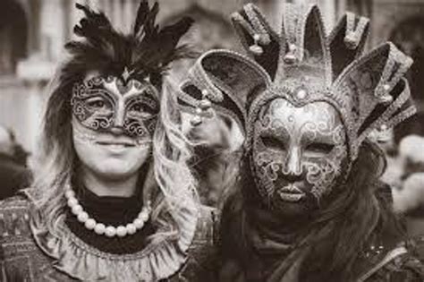 El 'Carnaval de Negros y Blancos' de Colombia, una fusión de culturas