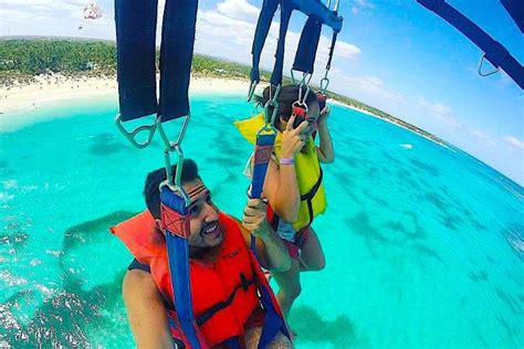 F Te En Bateau Et Exp Rience De Parasailing Punta Cana Hellotickets