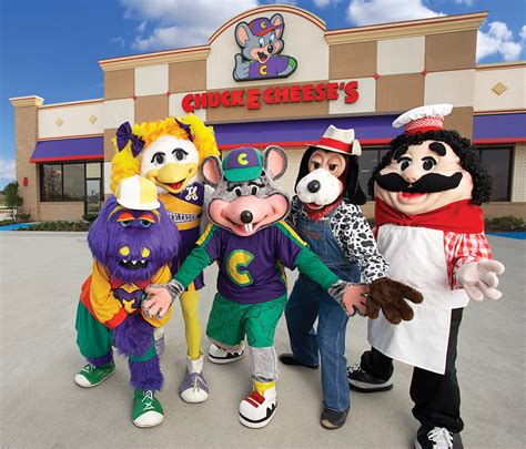 Chuck E Cheese Animatronic