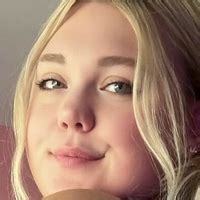 Ashley Johnson Ashleythejohnson Thevulcansalute Nude OnlyFans Leaks Fappening FappeningBook