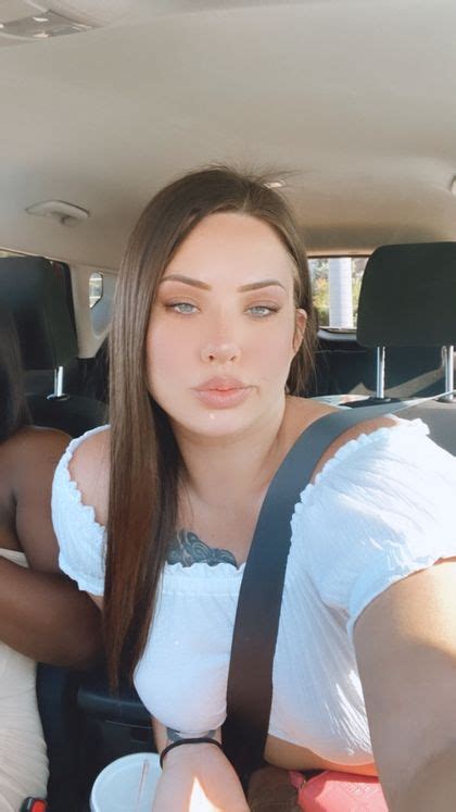 Best Hot Sofie Timber OnlyFans Accounts FansMetrics