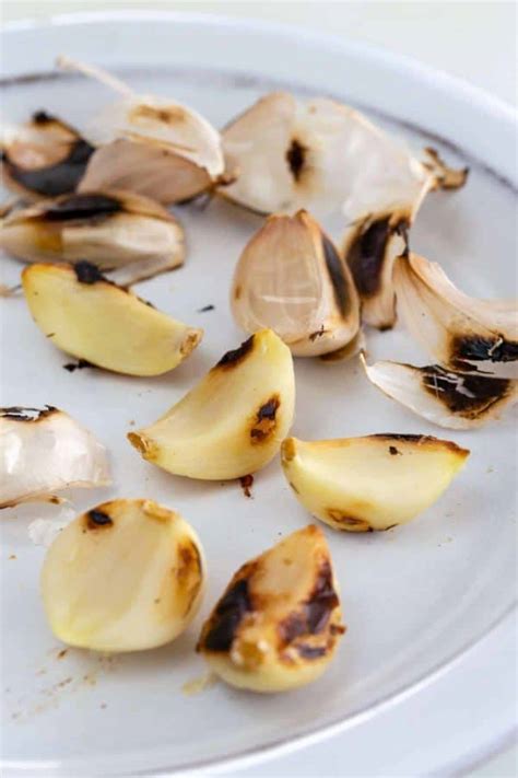 How To Roast Garlic Oven And Stovetop Jessica Gavin