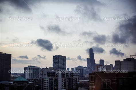 Downtown Chicago skyline Stock Photo by ©duha127 39966053