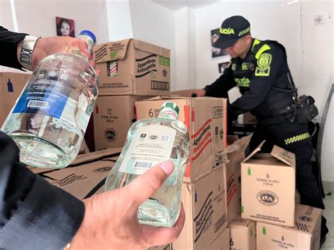 Recuperan Un Cami N Con Millones De Pesos En Licor Robado En Medell N