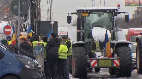 VIDEO Noi proteste cu tractoare și camioane la Craiova