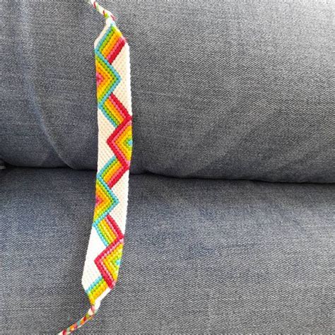 Zigzag Friendship Bracelet Rainbow Knotted Bracelet Custom String