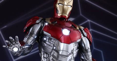 Spider Man Homecoming Iron Man Mark Xlvii Hot Toys Revealed Cosmic Book News