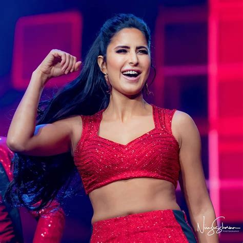 Katrinakaif The Red Hot Diva Dancing Her Heart Out At Dabangg Tour