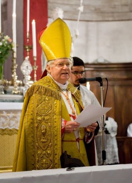 Santa Igreja Cardinale Scola A Milano