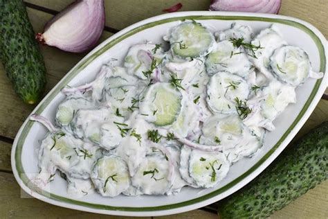 Salata De Castraveti Cu Iaurt Si Usturoi Food Ethnic Recipes Tzatziki