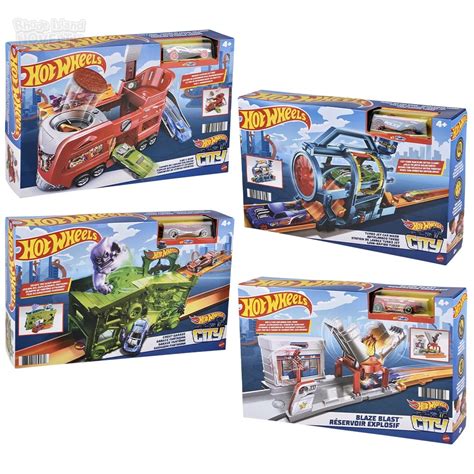 Mattel Hot Wheels Fold Out Play Set Asst