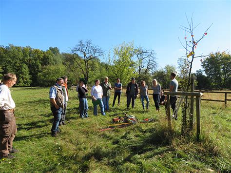 Ranger F Hrung Lebensraum Streuobstwiese Entdecken Geo Naturpark