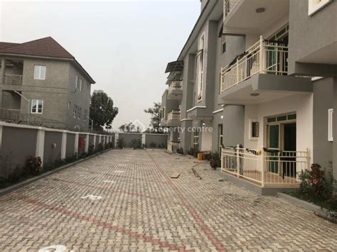 For Rent: 3 Bedroom Flat, Philip Shaibu Crescent, Wuye, Abuja | 3 Beds ...