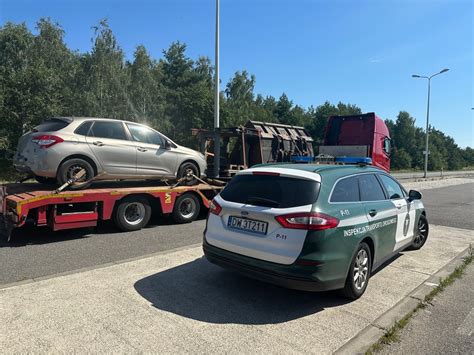 Trzech kierowców na raz straciło prawo jazdy w czasie kontroli jednej