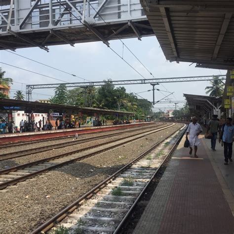 Photos at Ernakulam Town (ERN) Railway Station - Kochi, Kerala