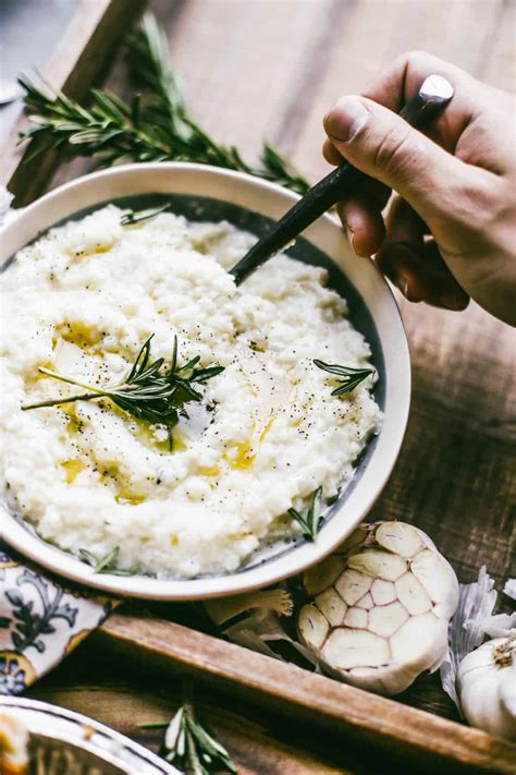 Slow Roasted Garlic Mashed Cauliflower With Taylor Farms College Housewife