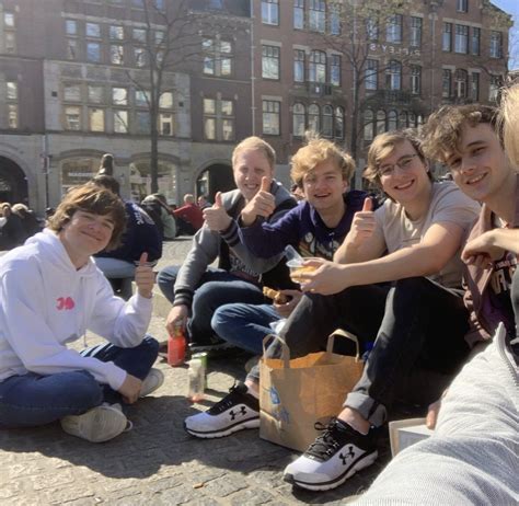 Tommyinnit Hot British Men Slimeboy Dream Team