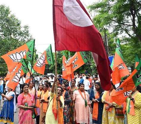 In Pics Jubilant Celebrations As Bjps Brijesh Chowta Wins Dakshina