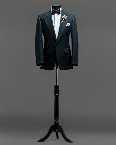 Best Tailor in Bellevue, Made to Measure, Bespoke Custom Suits ...